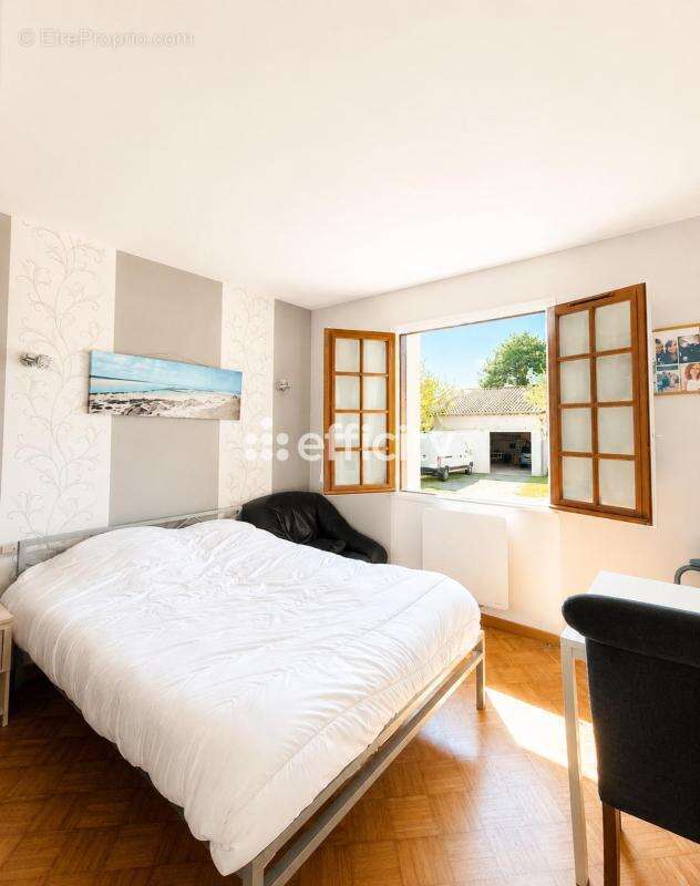 Maison 184 m² à Cernay  - photo 7