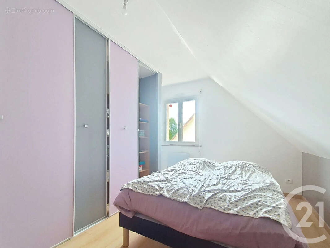 Maison 110 m² à Pont-Audemer  - photo 10