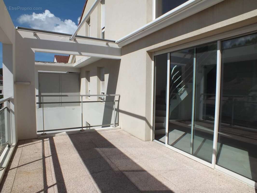 Appartement à BOUC-BEL-AIR