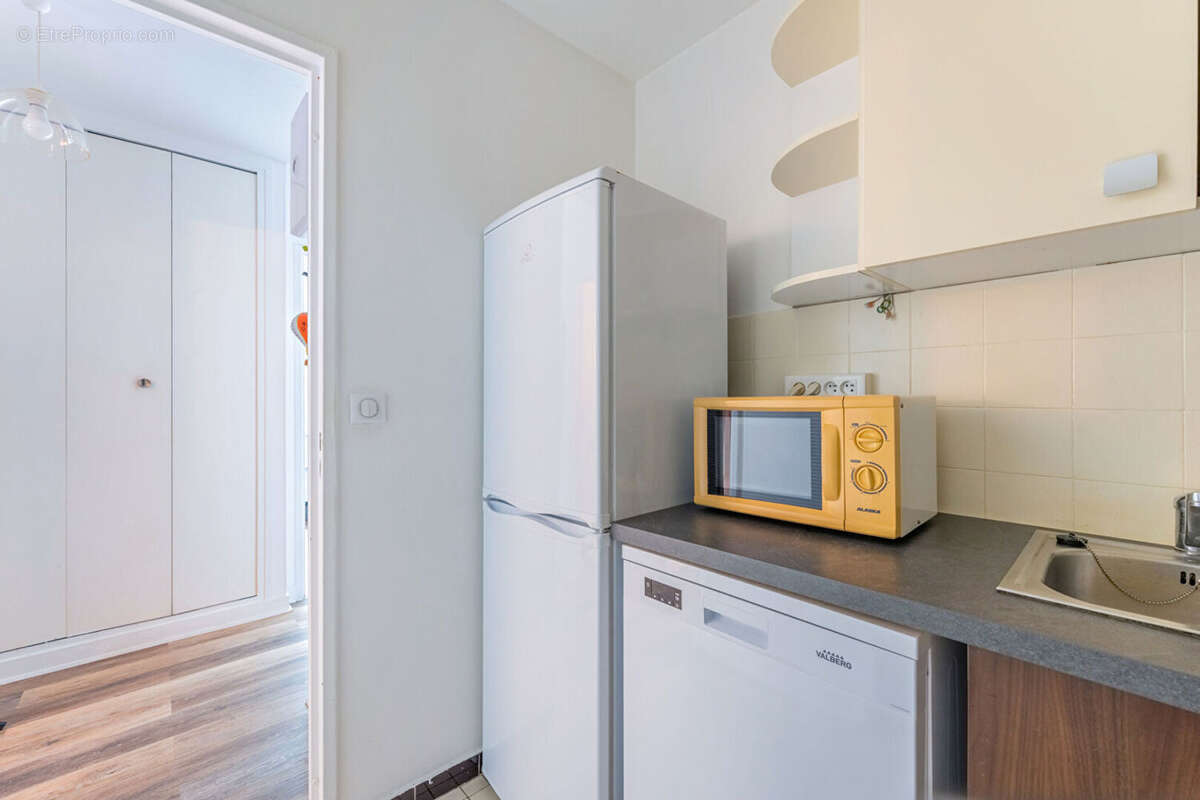 Appartement à PARIS-20E