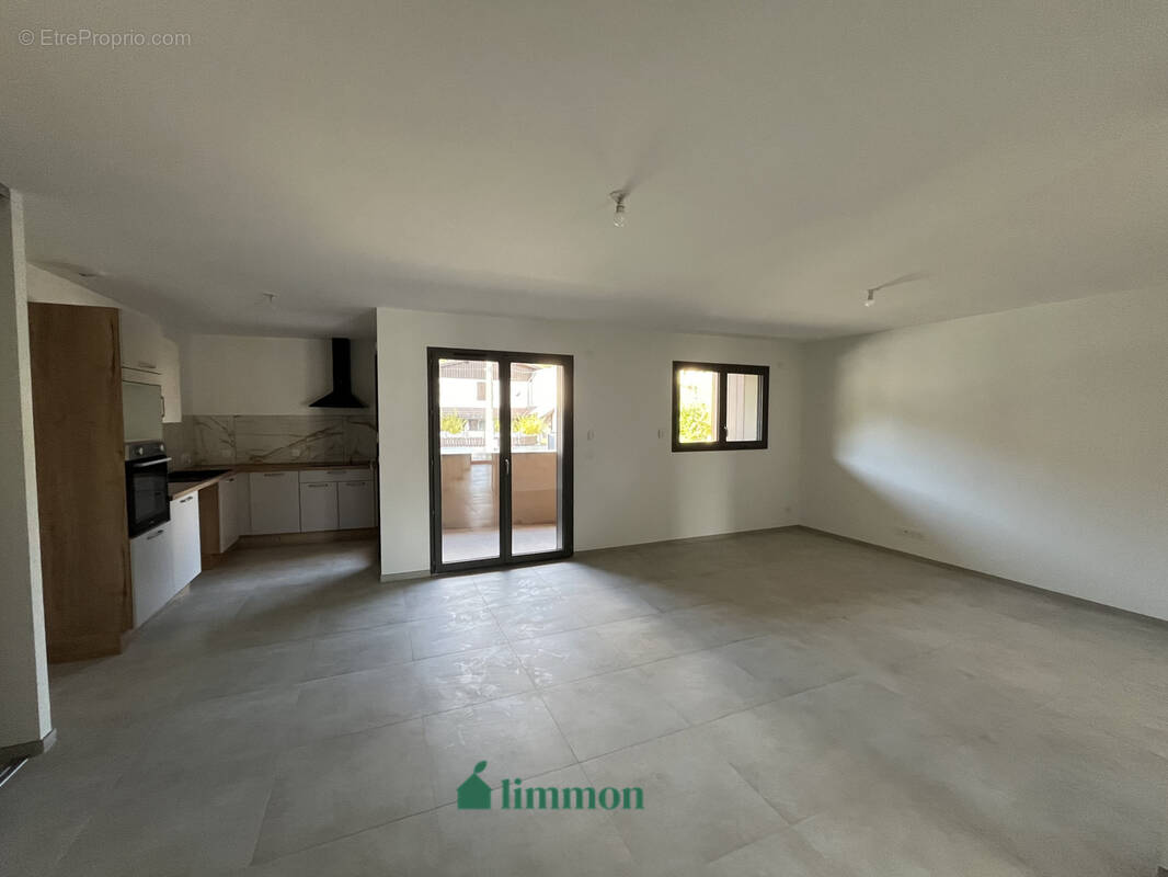 Appartement à RENAGE