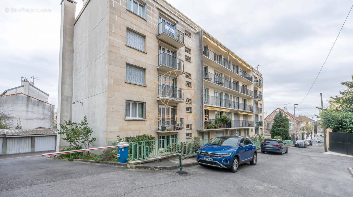 Appartement à NOGENT-SUR-MARNE