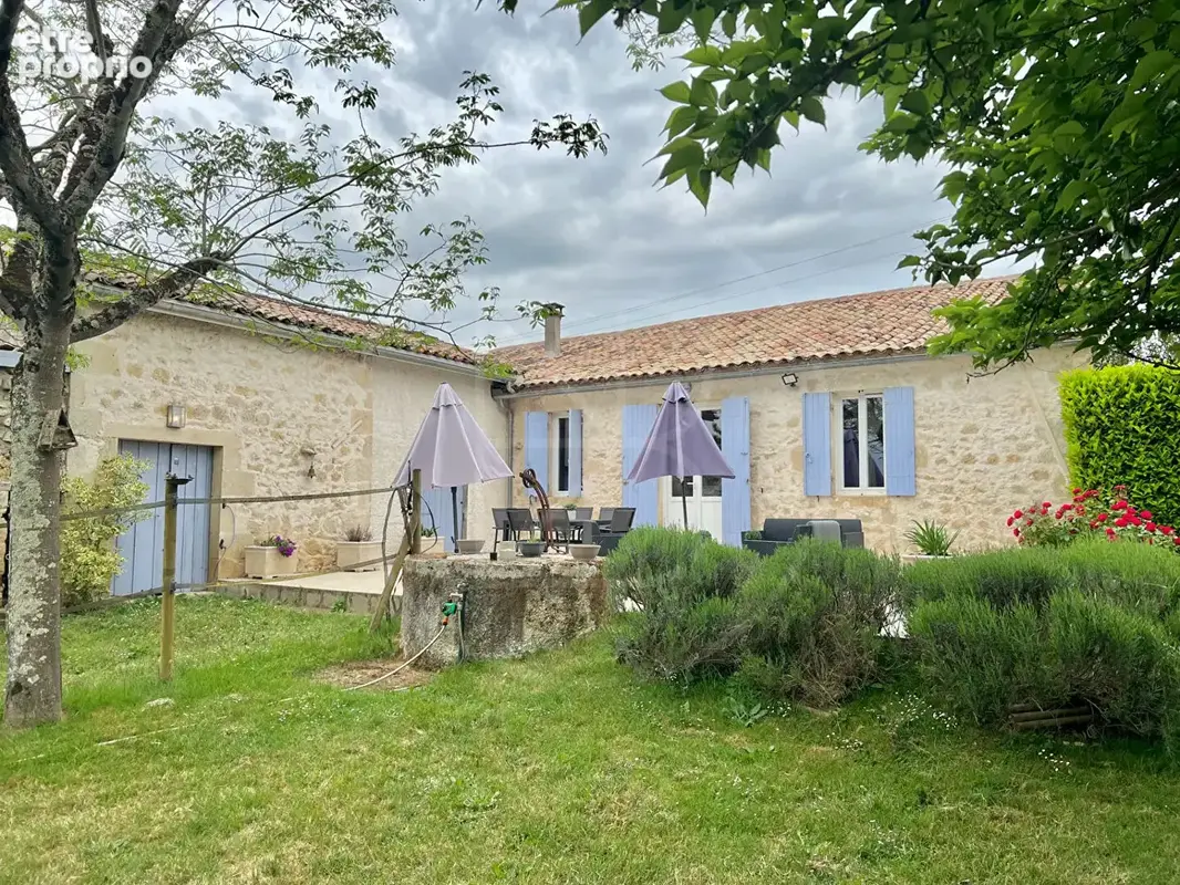 Charmante maison en pierre avec vue sur la vallée et un véritable potentiel équestre - photo 2