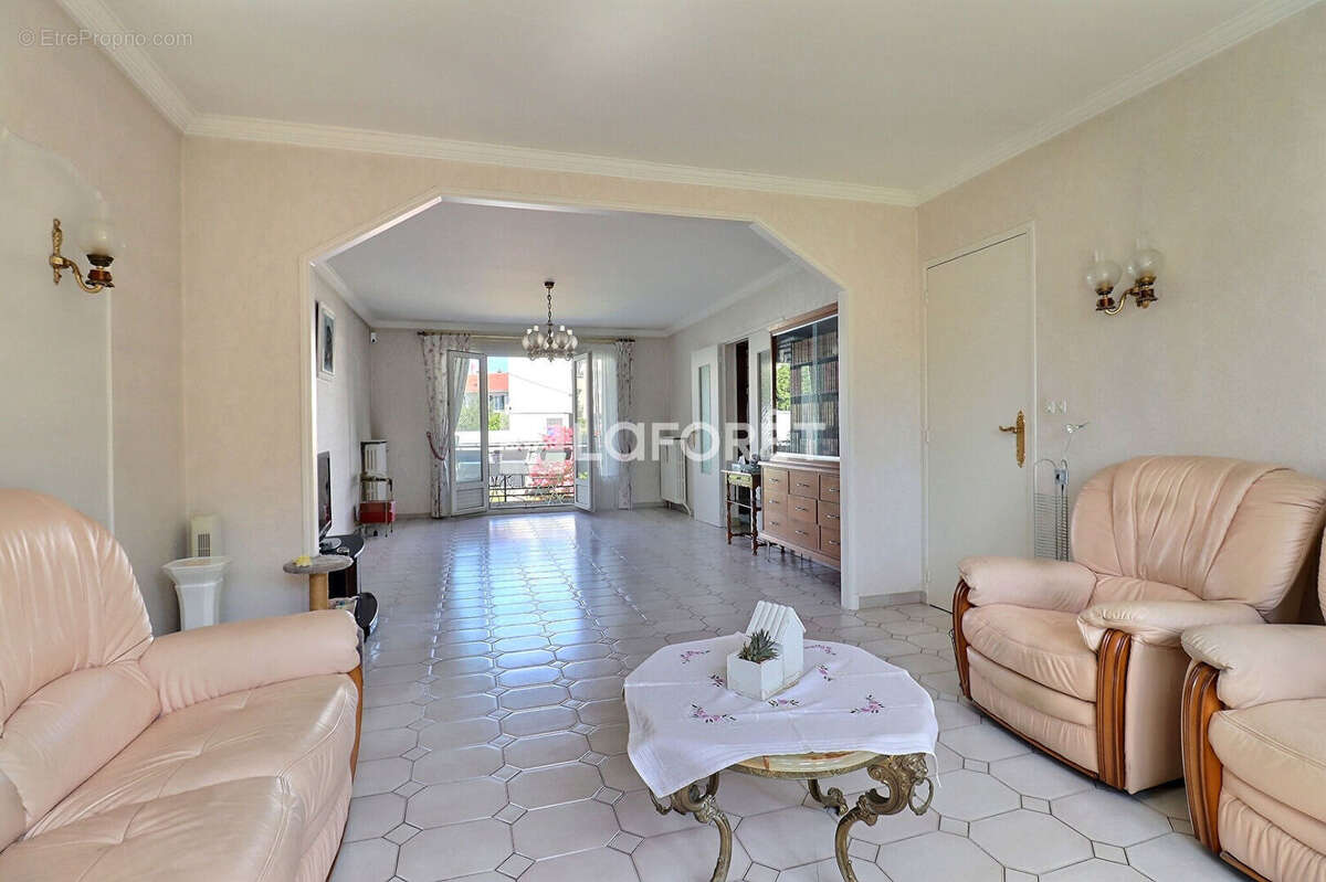Maison Vitry-sur-seine 4 pièces 79 m2 - photo 3