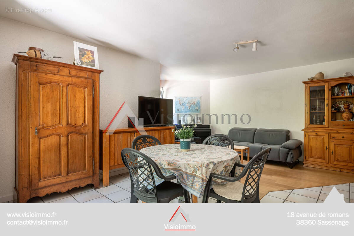 Appartement à MEYLAN