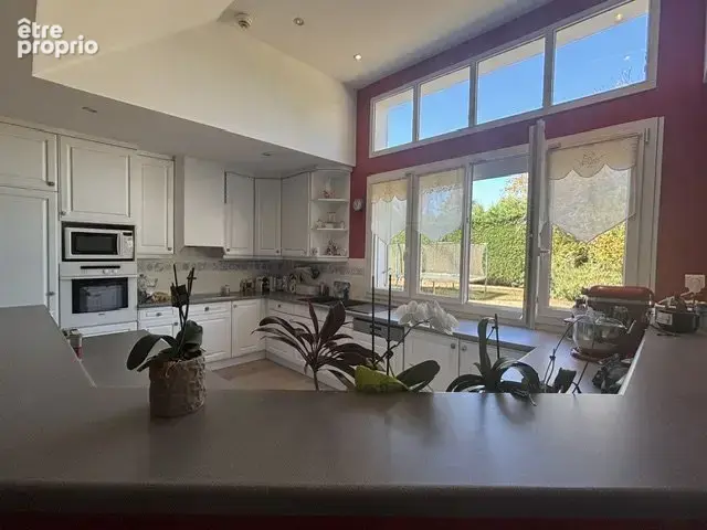 Maison 8 pièces 234 m² à vendre à Ozoir-La-Ferriere (77330) - photo 9