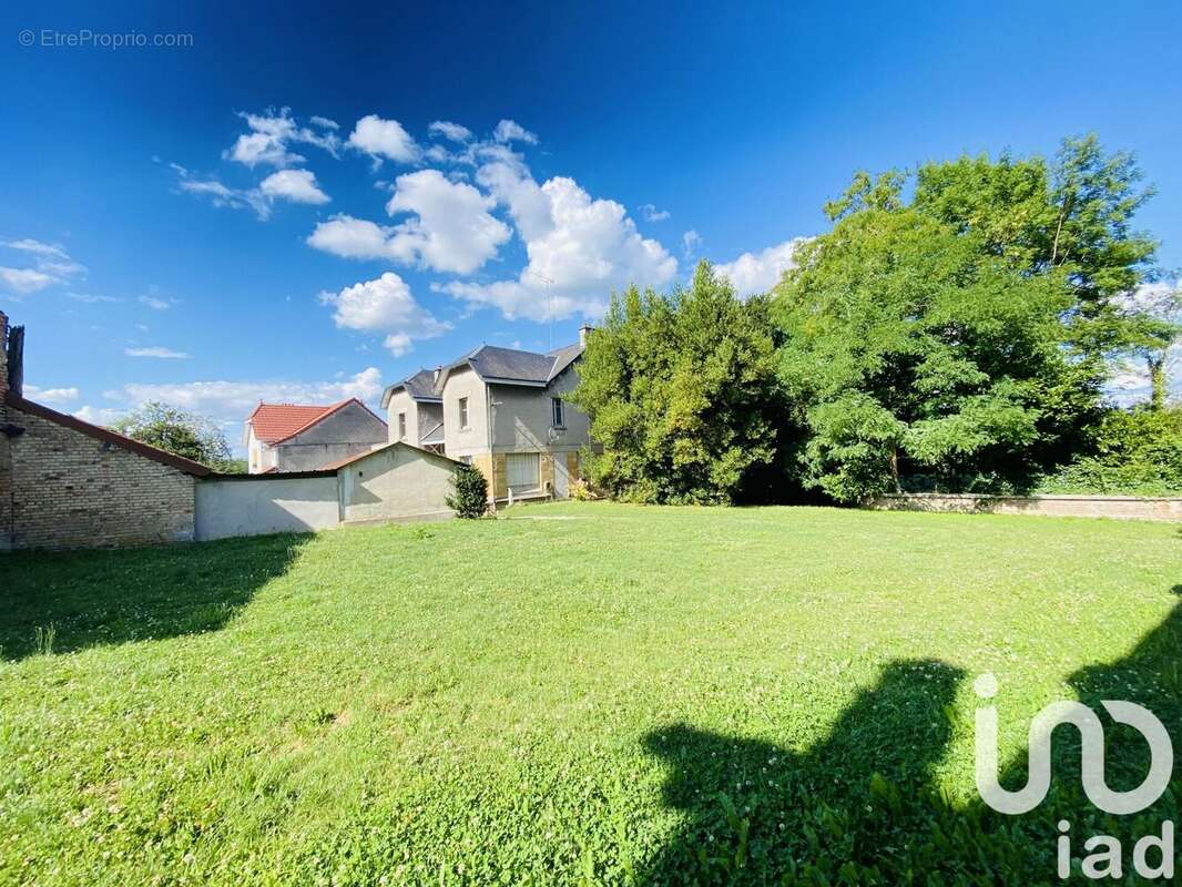 Photo 4 - Maison à VOUZIERS