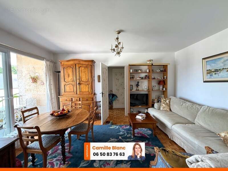 Appartement à EPERNON