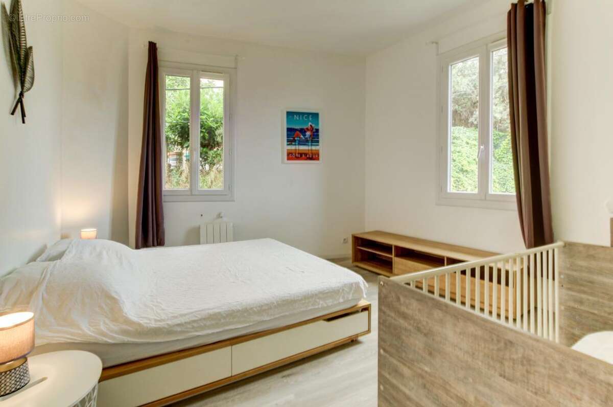 Mont Boron - appartement 5 pièces rénové dernier étage villa niçoise - photo 5