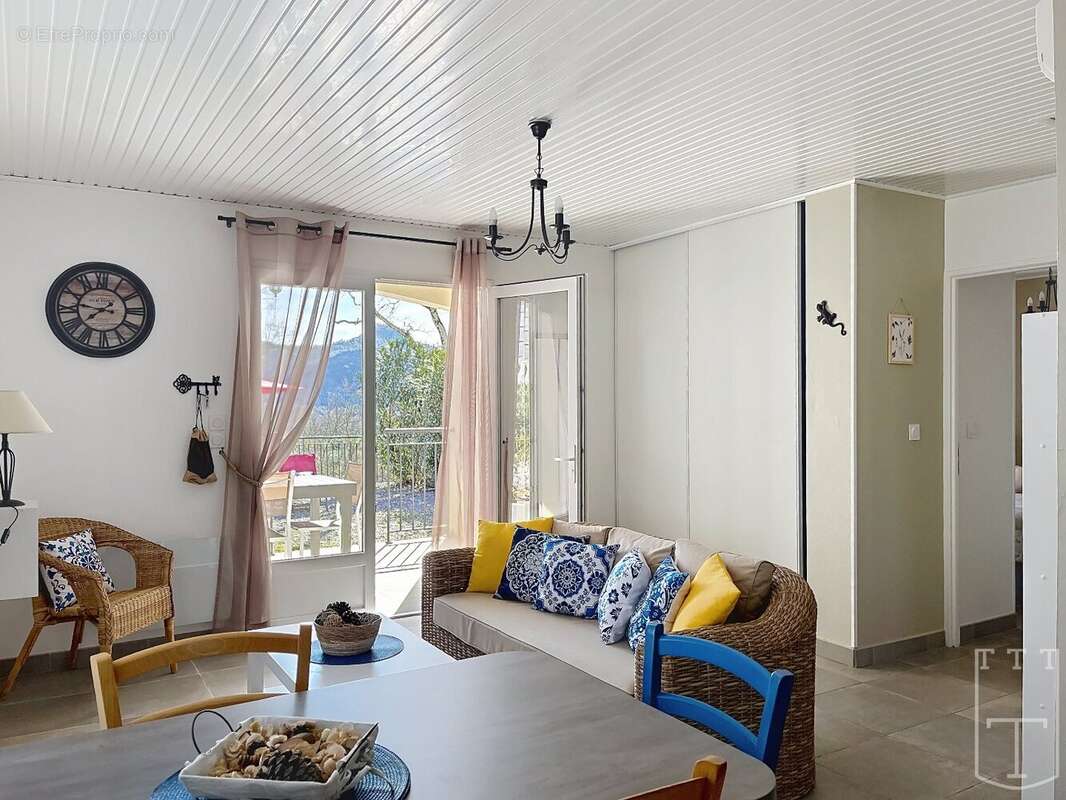 Maison à SAINT-ALBAN-AURIOLLES