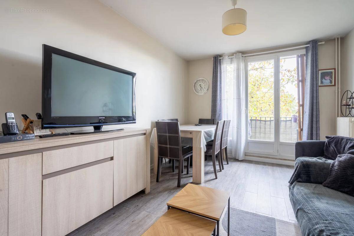 Appartement à NOISY-LE-SEC