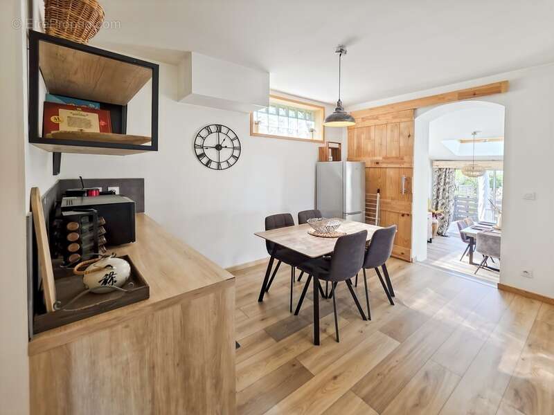 Maison à LONS-LE-SAUNIER