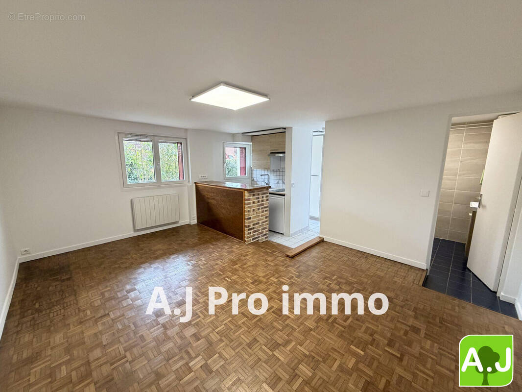 Appartement à IVRY-LA-BATAILLE