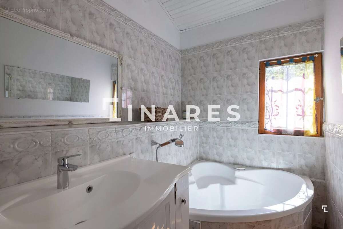 Maison à MARSEILLE-11E