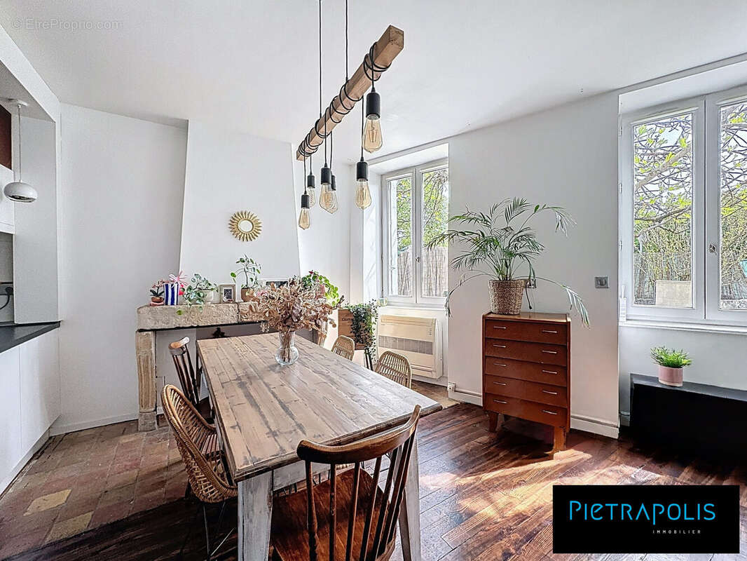 Appartement à SATHONAY-CAMP