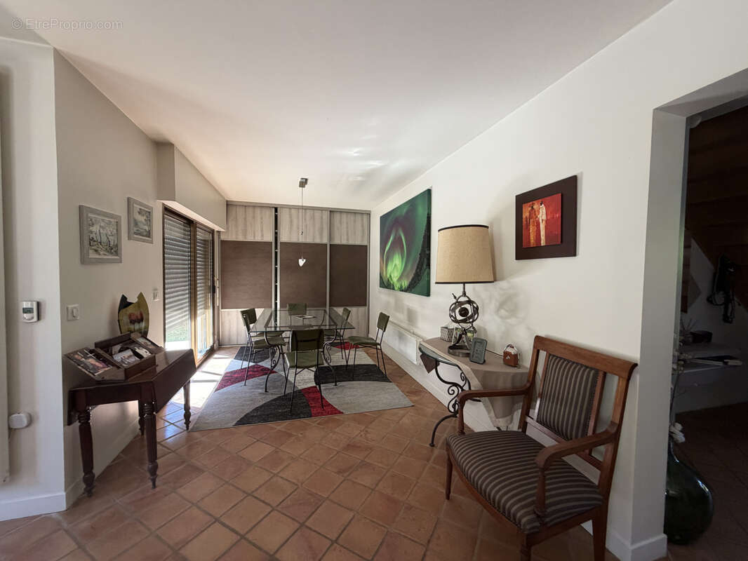 Maison 140 m² à Chevreuse  - photo 5