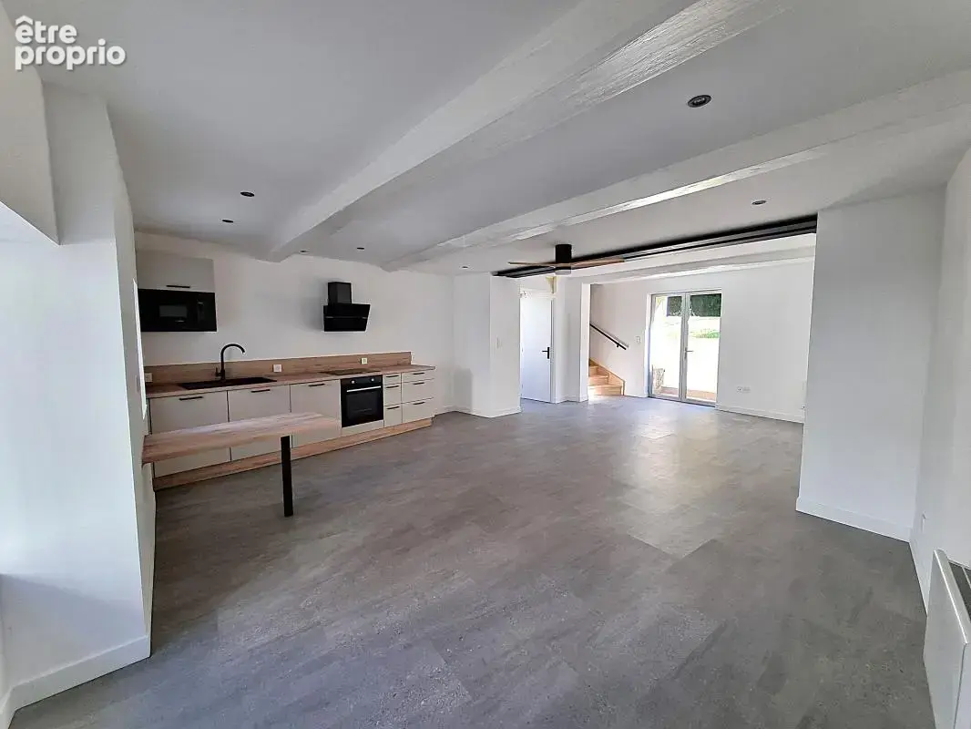 Maison 4 pièces 110 m² à vendre à Fontaines-Saint-Martin (69270) - photo 5