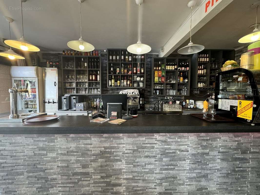 Commerce à VALRAS-PLAGE