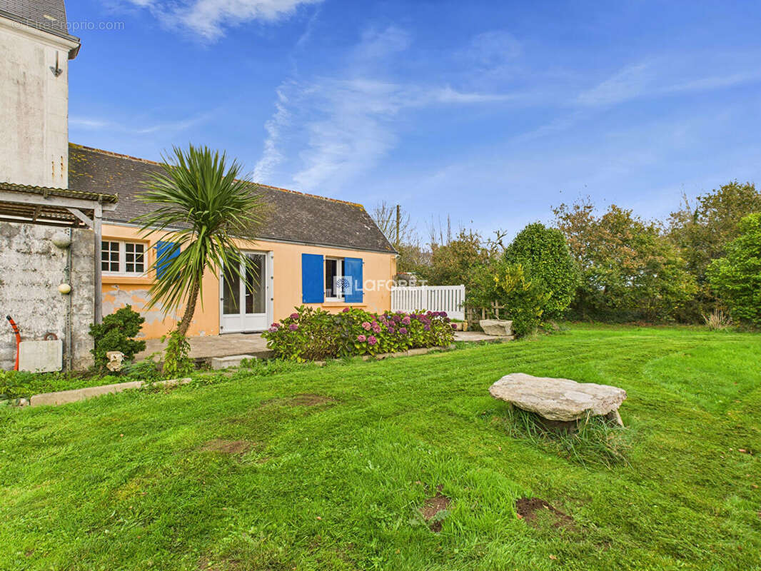 Maison à PLOZEVET