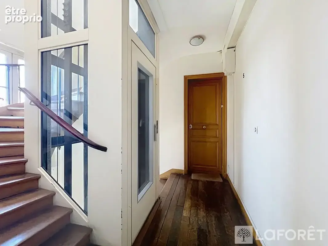 Appartement Paris 2 pièce(s) 35.14 m2 - BALCON - ETIENNE MARCEL / LES HALLES - photo 11