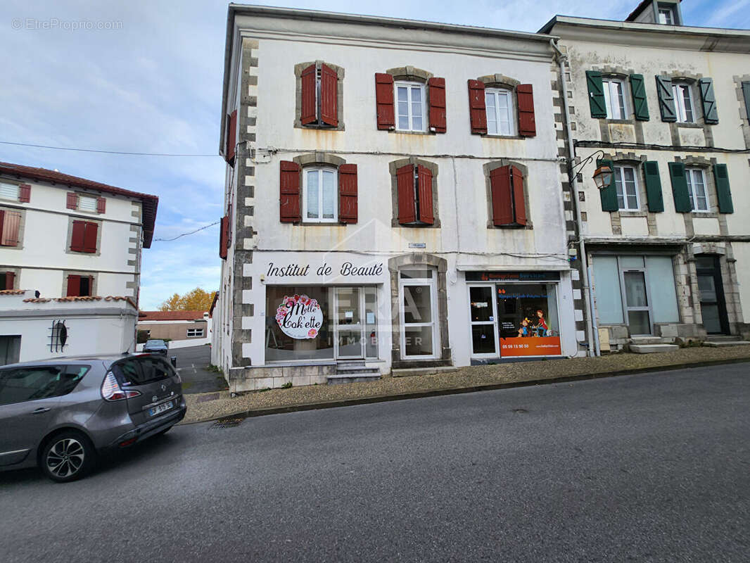 Commerce à HASPARREN