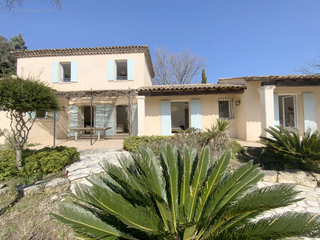 Maison à UZES