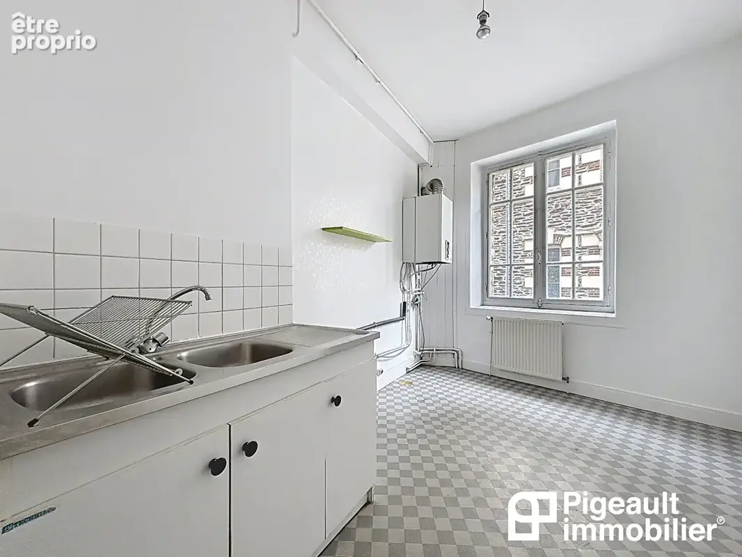 Appartement T3 à vendre - Rennes Centre Ville - 2 chambres - Années 30 - photo 4