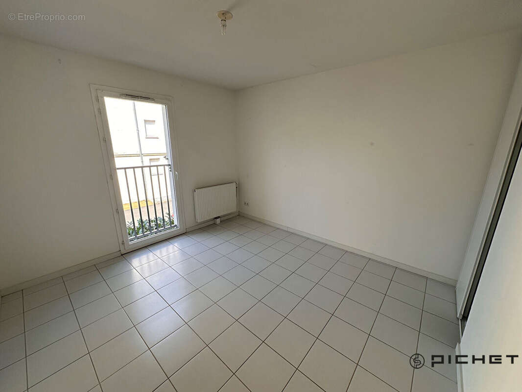Appartement résidence récente - Quartier recherché - photo 5