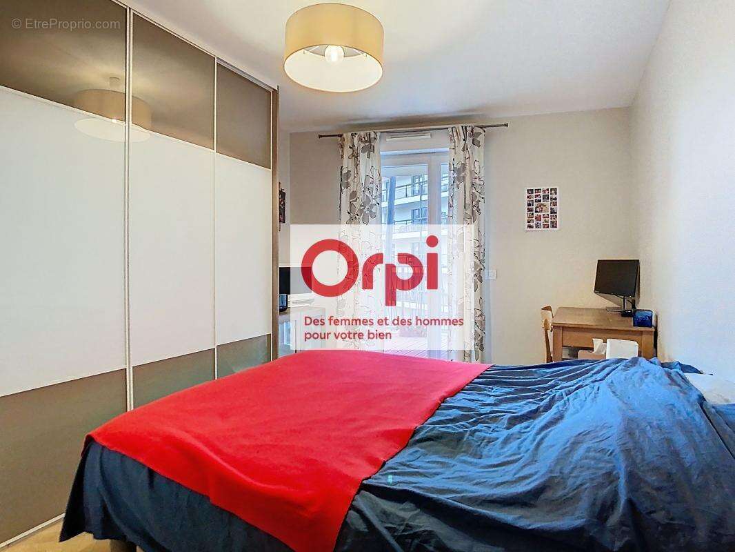 Appartement à ISSY-LES-MOULINEAUX