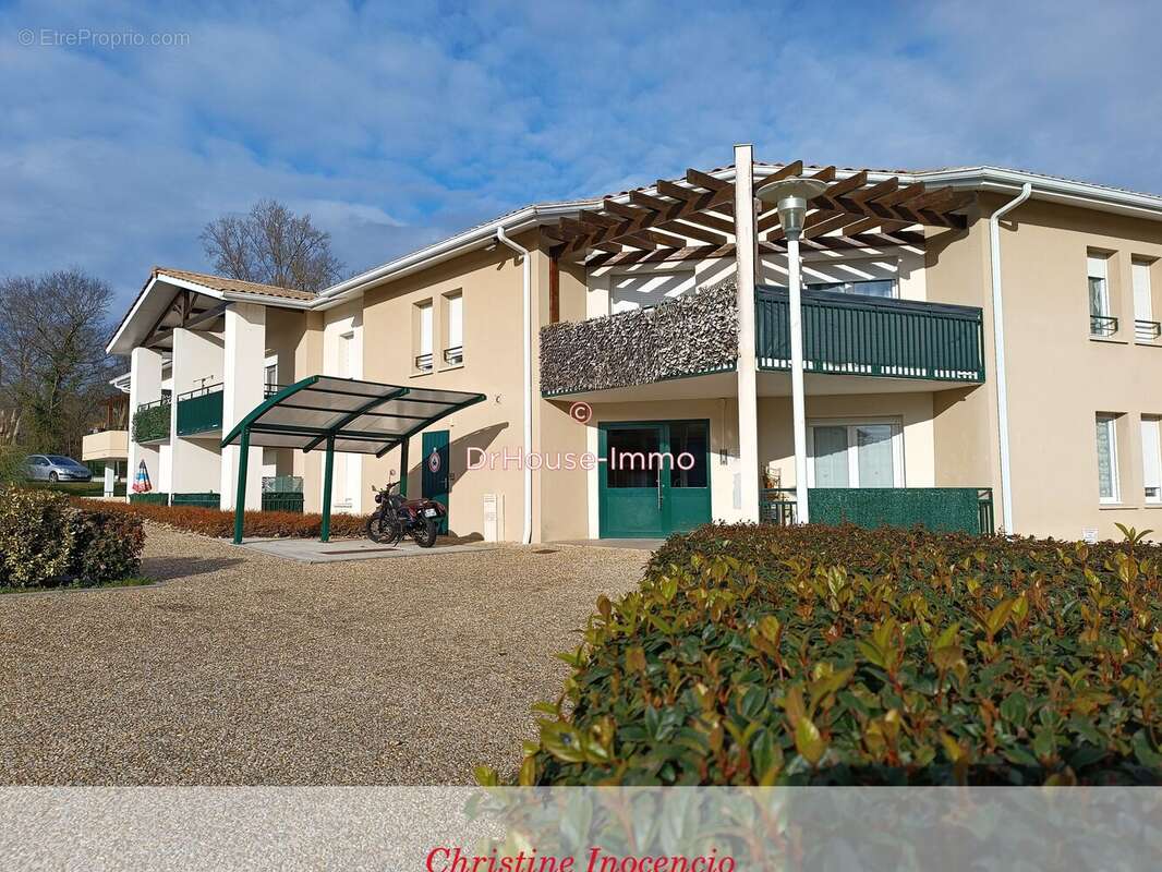 Appartement à SAINT-YZAN-DE-SOUDIAC