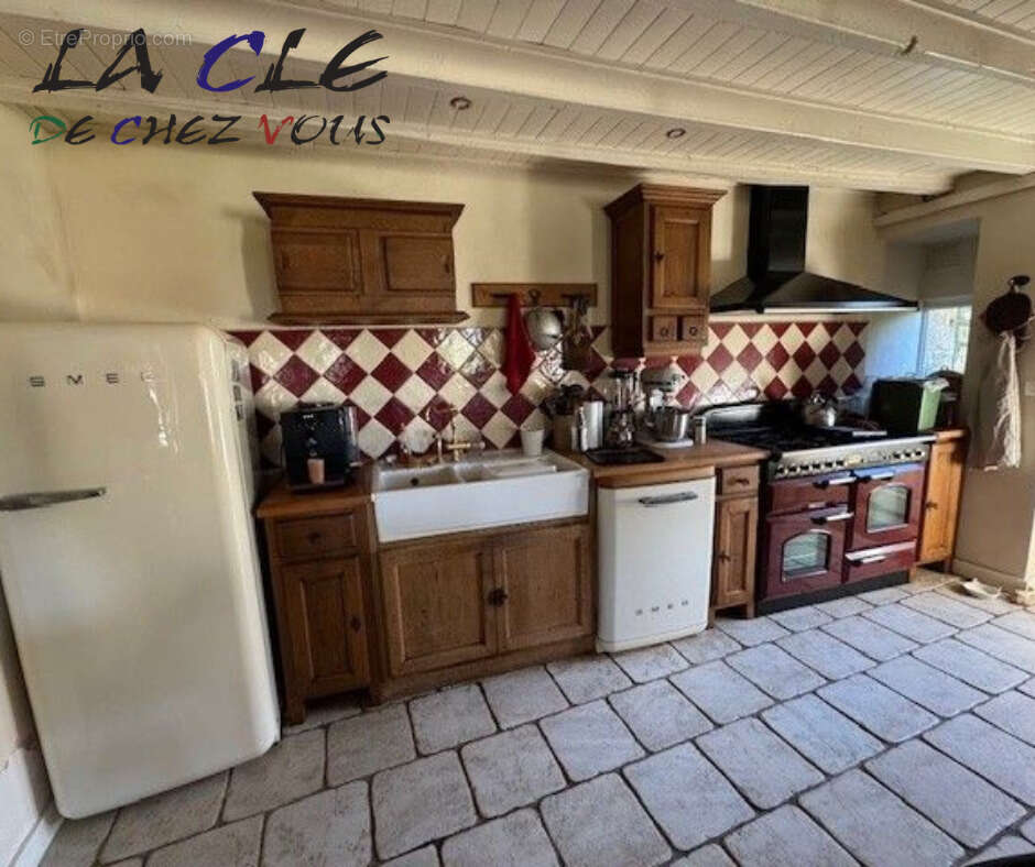 Maison à COULONGES-SUR-L'AUTIZE