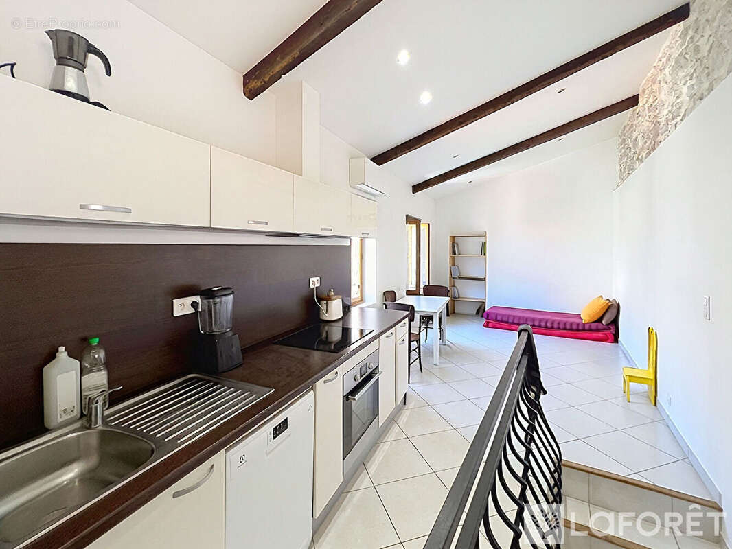 Appartement à LA TURBIE