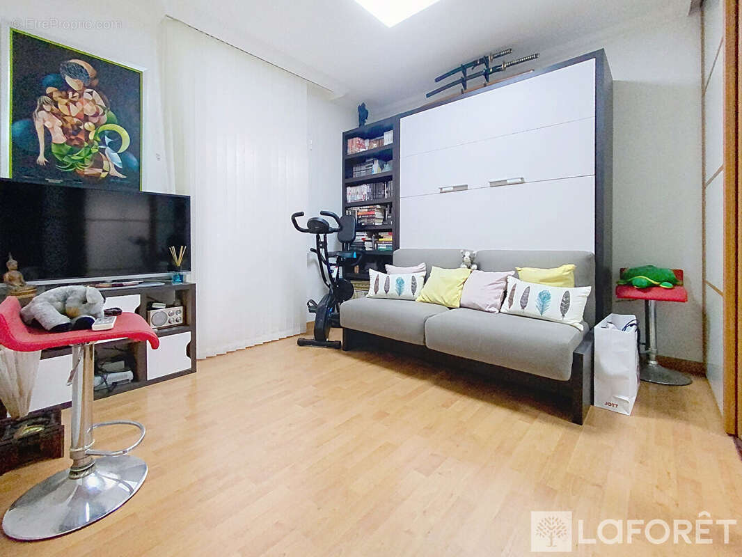Appartement à ROQUEBRUNE-CAP-MARTIN