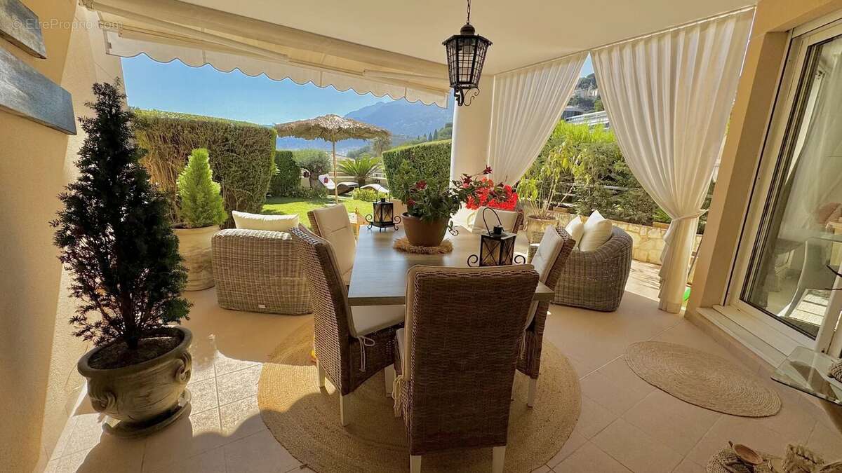 Appartement à ROQUEBRUNE-CAP-MARTIN