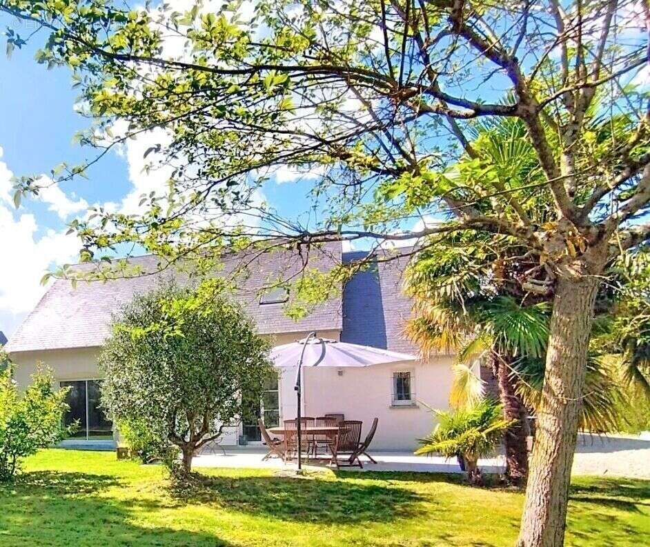 Maison à CHARENTILLY