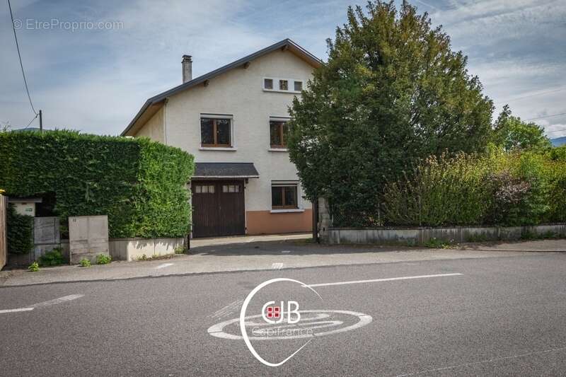 Maison à SAINT-ALBAN-LEYSSE