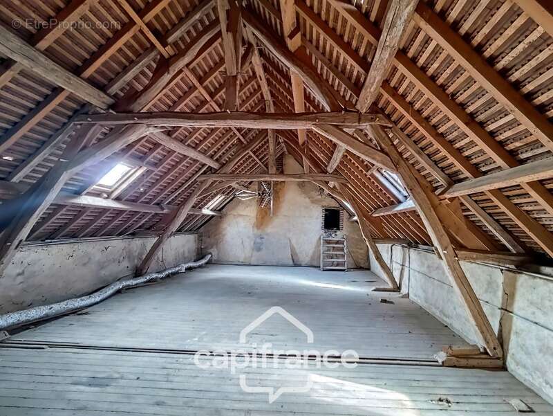 Longère à vendre 5 pièces EVAILLE (72)  -  terrain de 2309 m² - photo 3