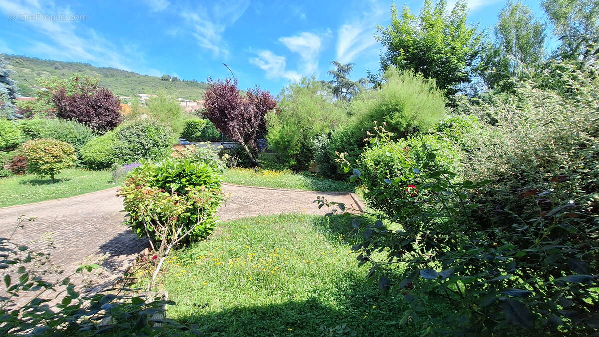 Maison à CLERMONT-FERRAND