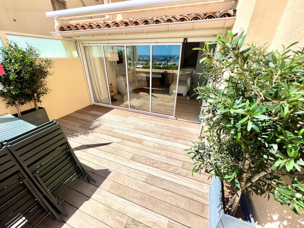 Appartement à CANNES