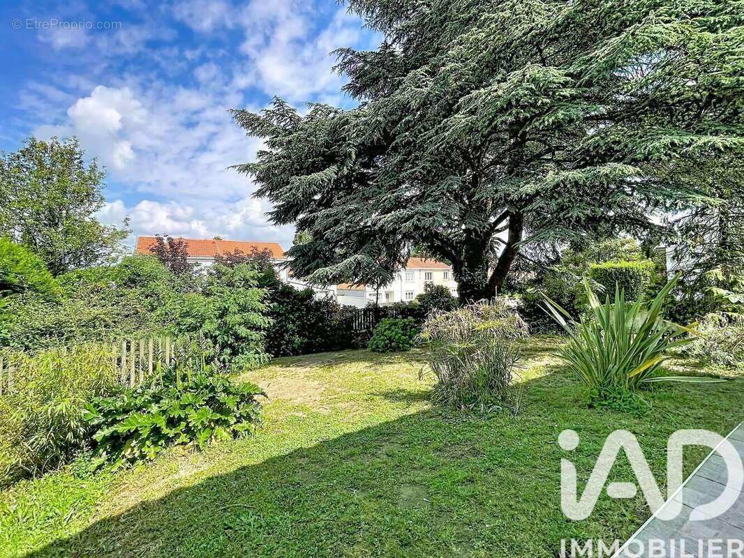 Photo 5 - Maison à BOUGUENAIS