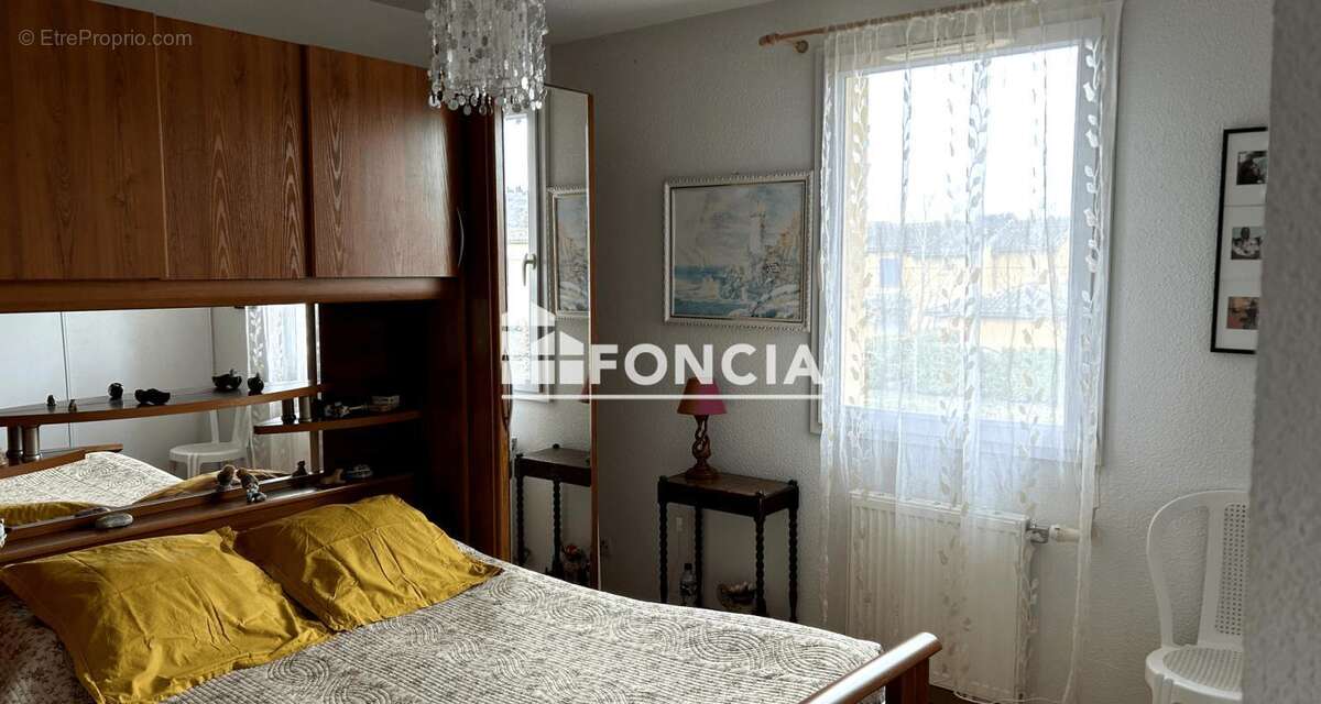 Idéal investisseur / Maison T3bis avec terrasse, jardin et deux parkings - photo 12