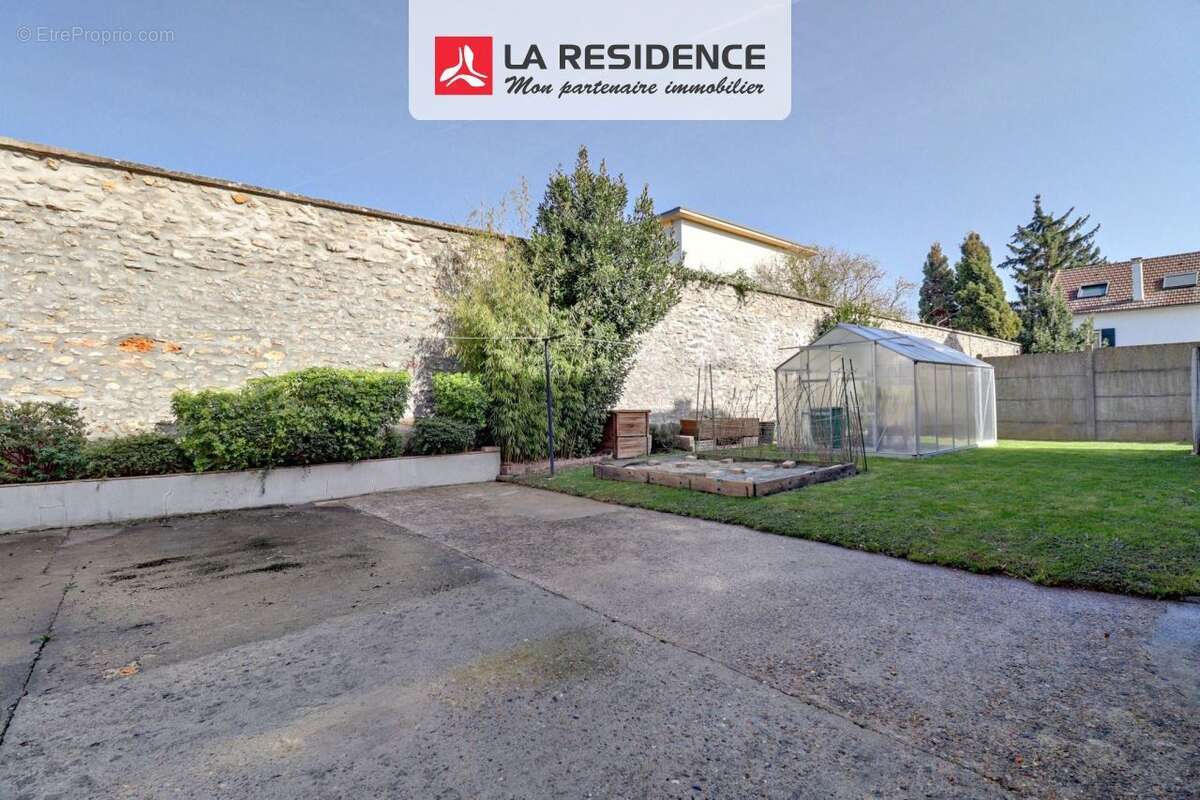 Maison à ECQUEVILLY