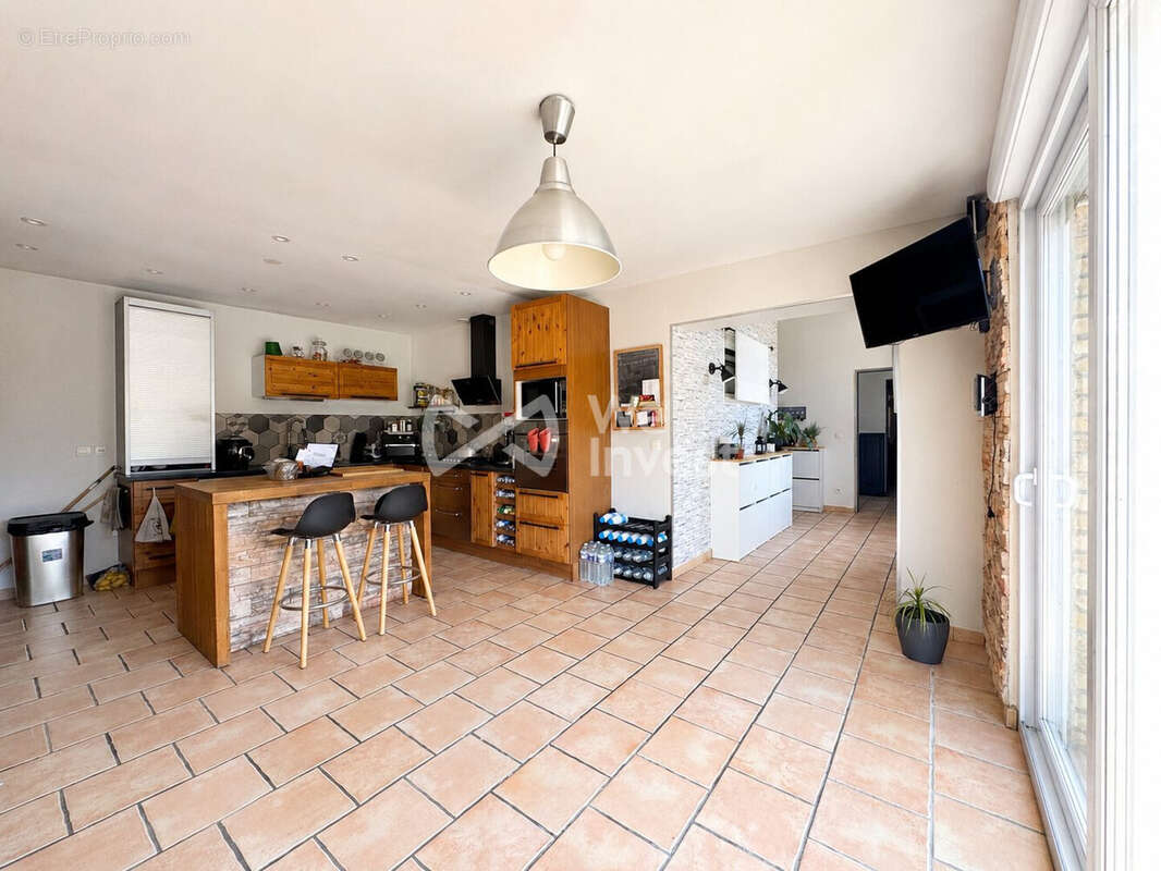 Maison 250 m² à Auchy-Les-Mines  - photo 4