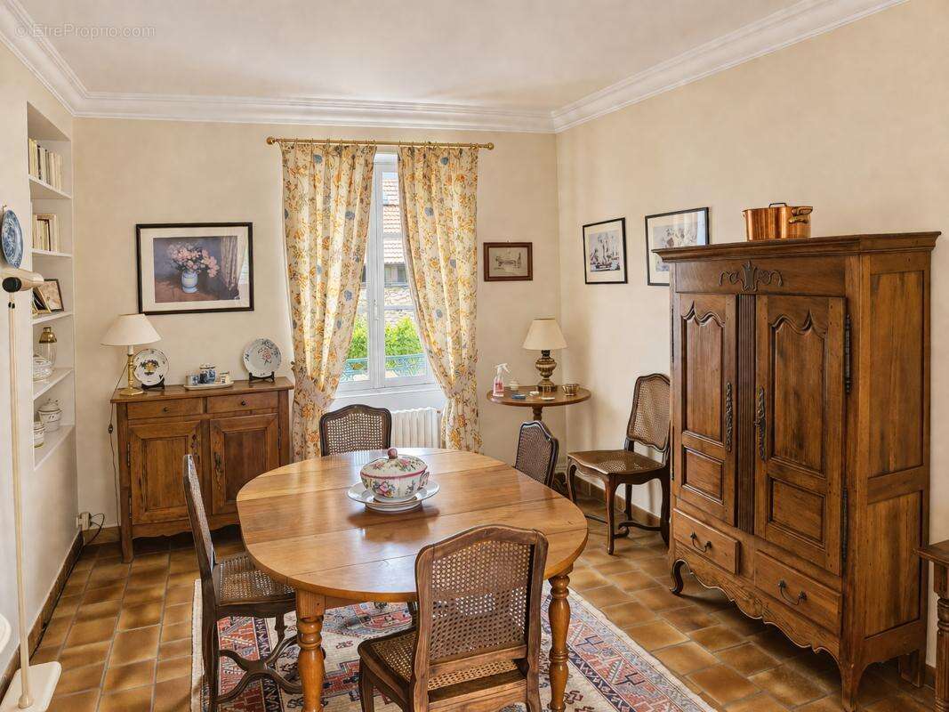 Maison 225 m² à Coulommiers  - photo 9