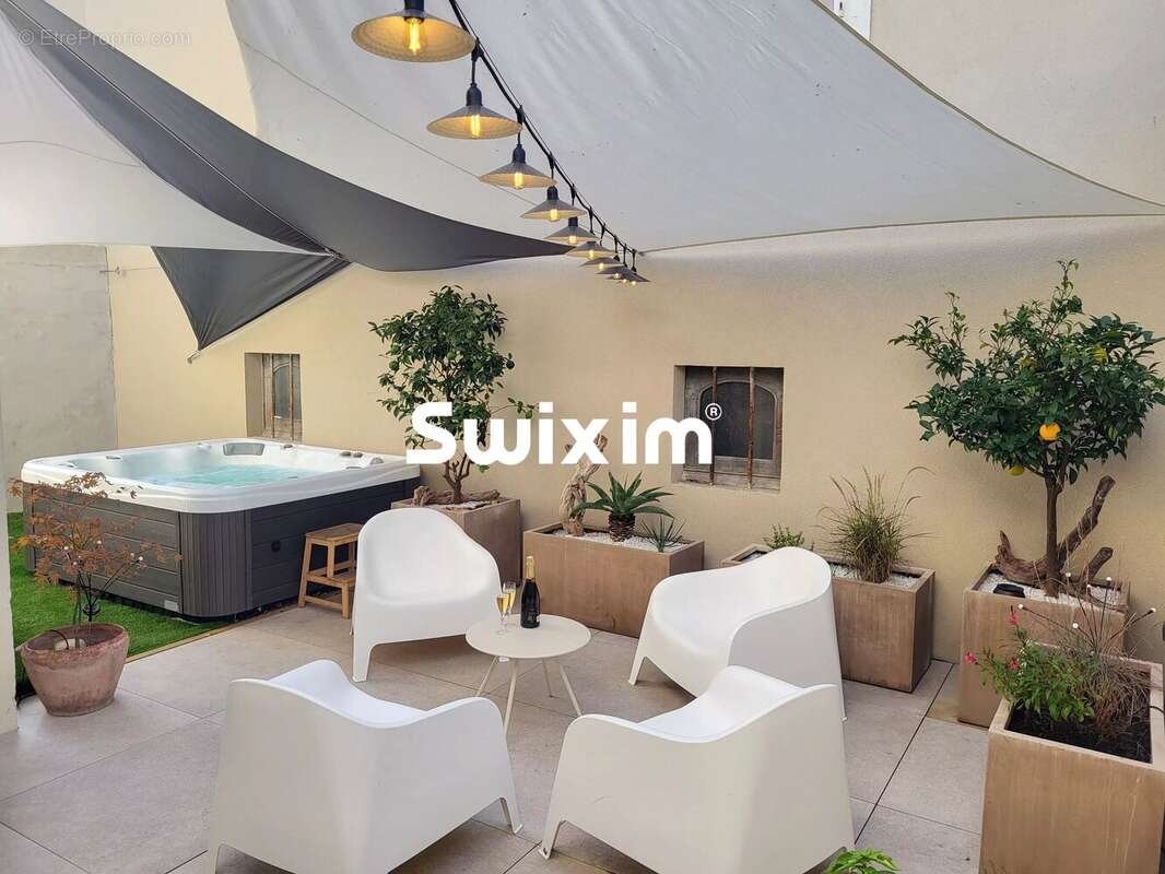 Maison à MONTELIMAR