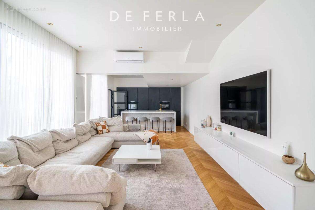 Maison à SAINT-MAUR-DES-FOSSES