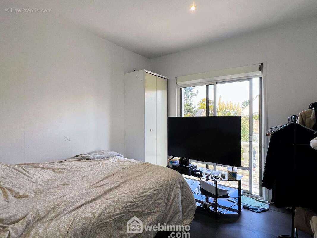 ... de 11, 10 et 9 m²... - Maison à MURS-ERIGNE