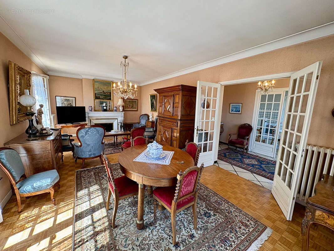 Maison Pineuilh 7 pièces, 180 m2 habitable, 5 chambres, garage,  à pied de la ville et de la gare - photo 6