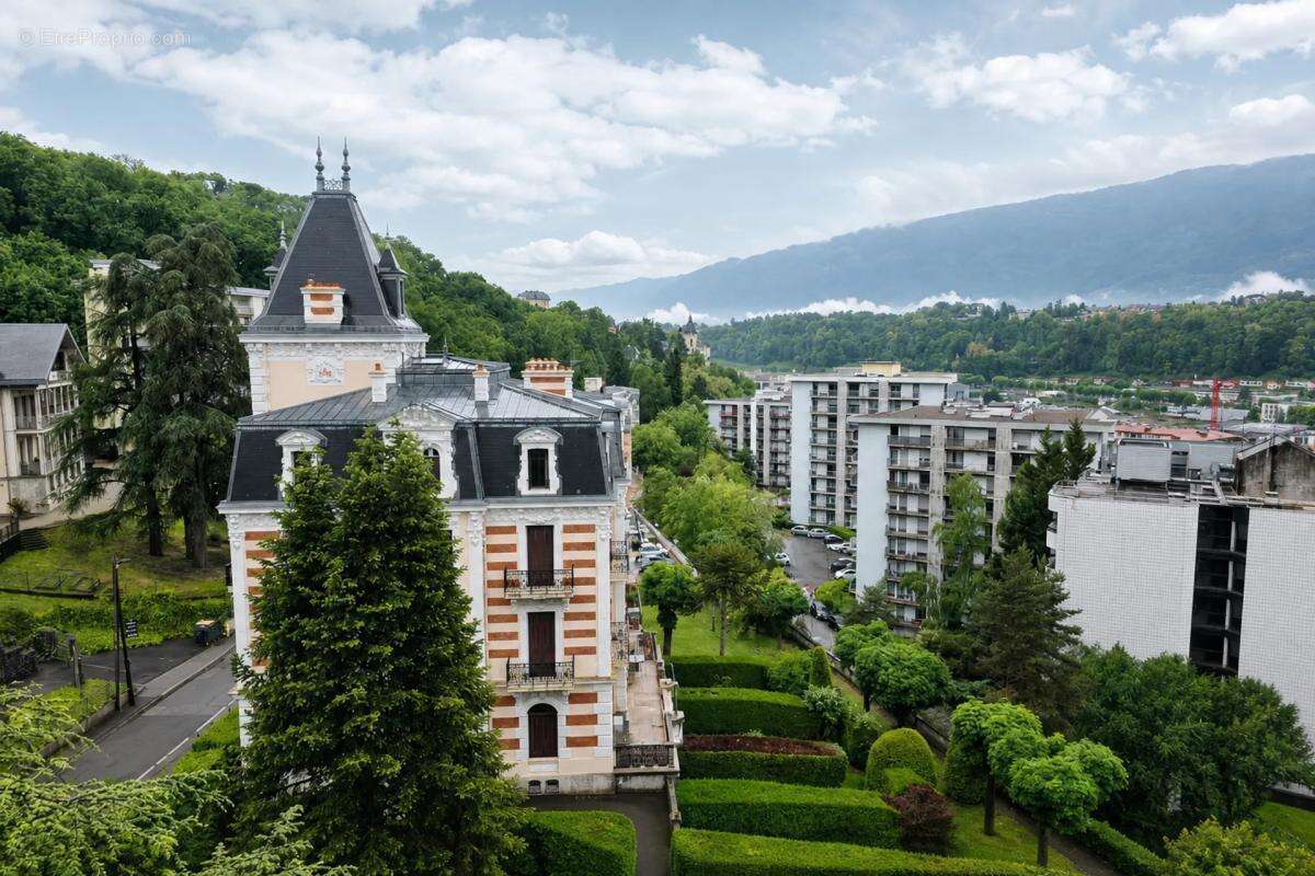 T2 34 m² loué à Aix-les-Bains, vue Château - photo 5