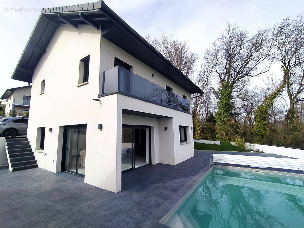Maison à MARCELLAZ-ALBANAIS